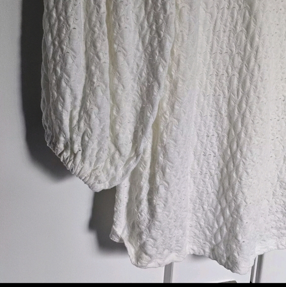 Plus Size 2X Penningtons White 3/4 Sleeve Tunic - Picture 3 of 13